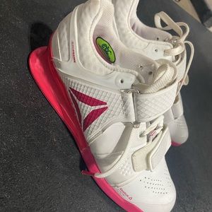 Reebok Women’s Lifters Size 5 22MM